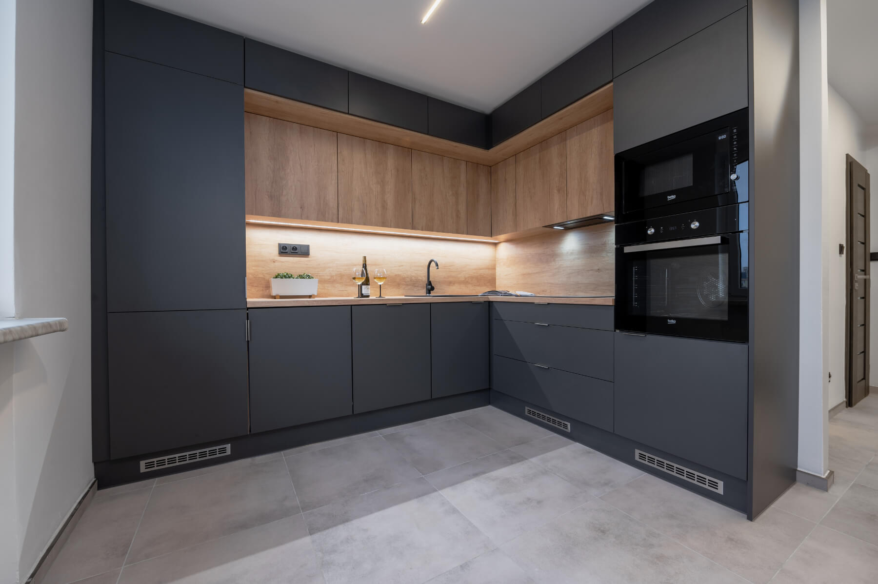 Bespoke kitchen - Oak Hamilton